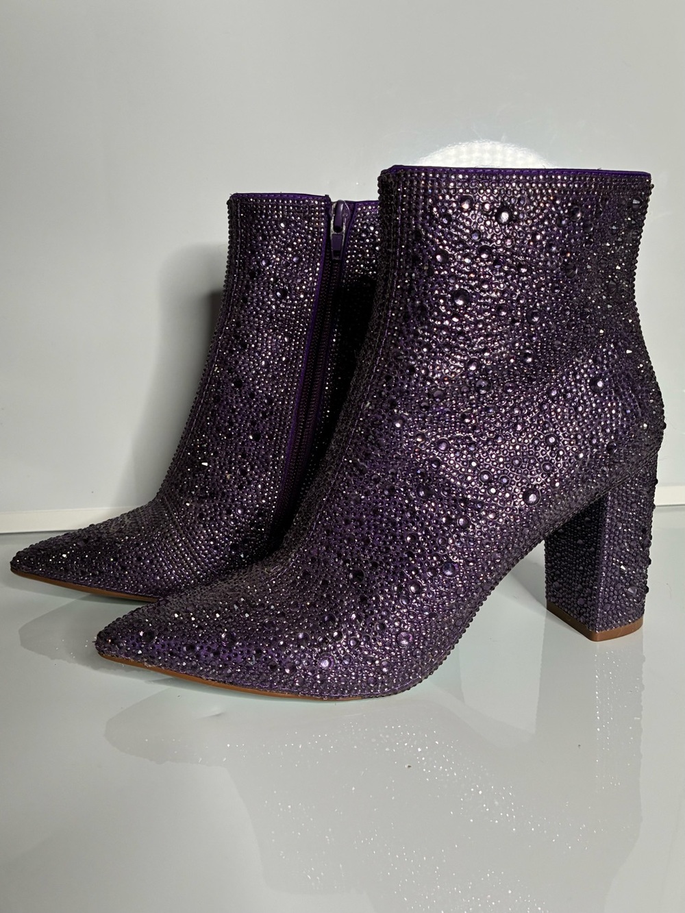 Betsey Johnson 6.5 Cady Purple Rhinestone Pointed Ankle Booties Costume Witch